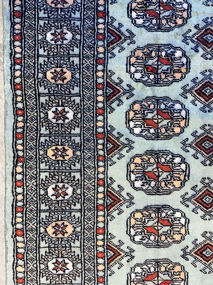 4’x6’ Hand-knotted Bokhara Area Rug