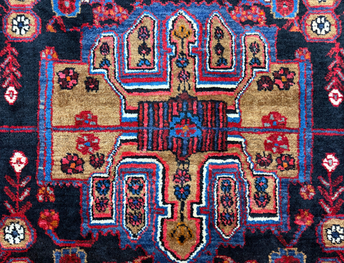 Hand-Knotted Persian Nahavand Rug - 5'3"x8'1"