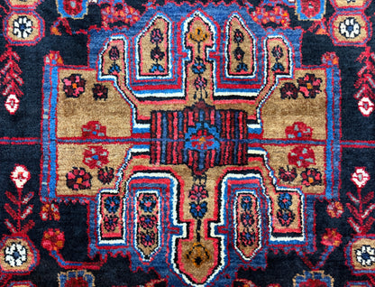 Hand-Knotted Persian Nahavand Rug - 5'3"x8'1"