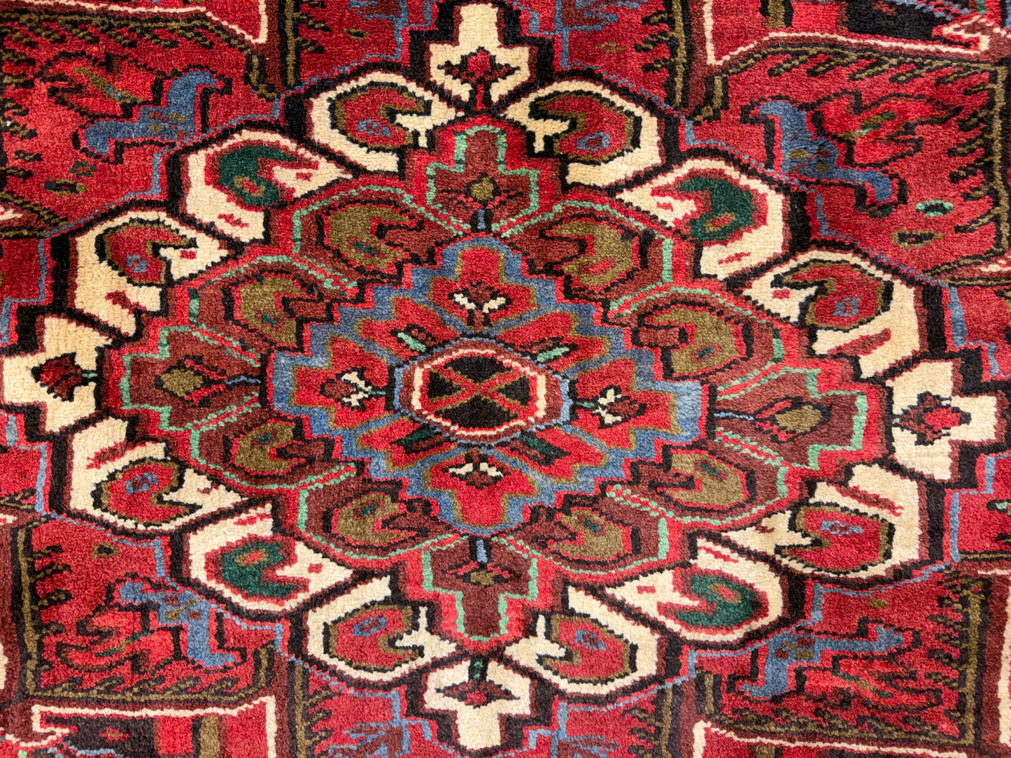 10’1”x12’6” Hand-Knotted Persian Heriz Area Rug
