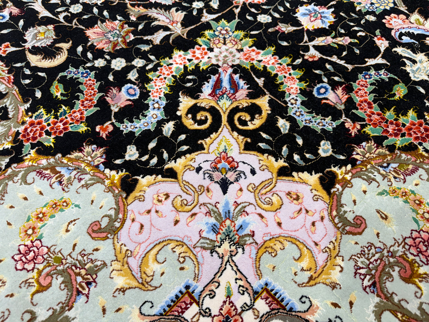 Hand-Knotted 60 Raj Persian Tabriz Rug - Signed Faizi - 10’x13’7”