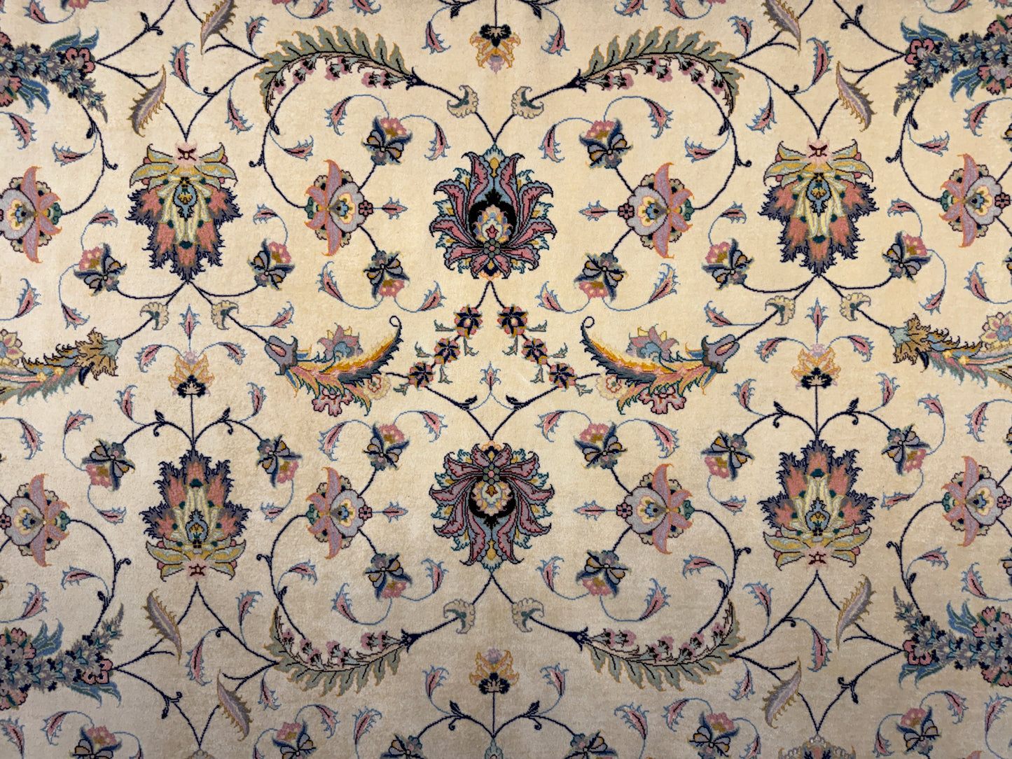 9’9”x13’4” Very Fine Hand-Knotted Persian Tabriz 80 Raj Signed Area Rug
