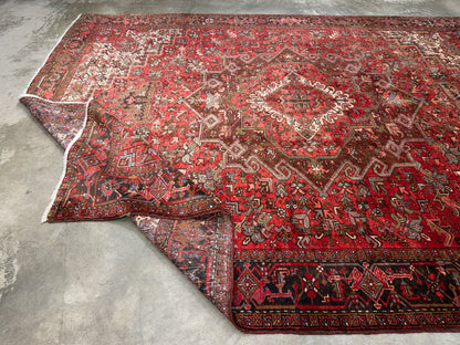 9’8”x12’6” Hand-Knotted Persian Heriz Area Rug