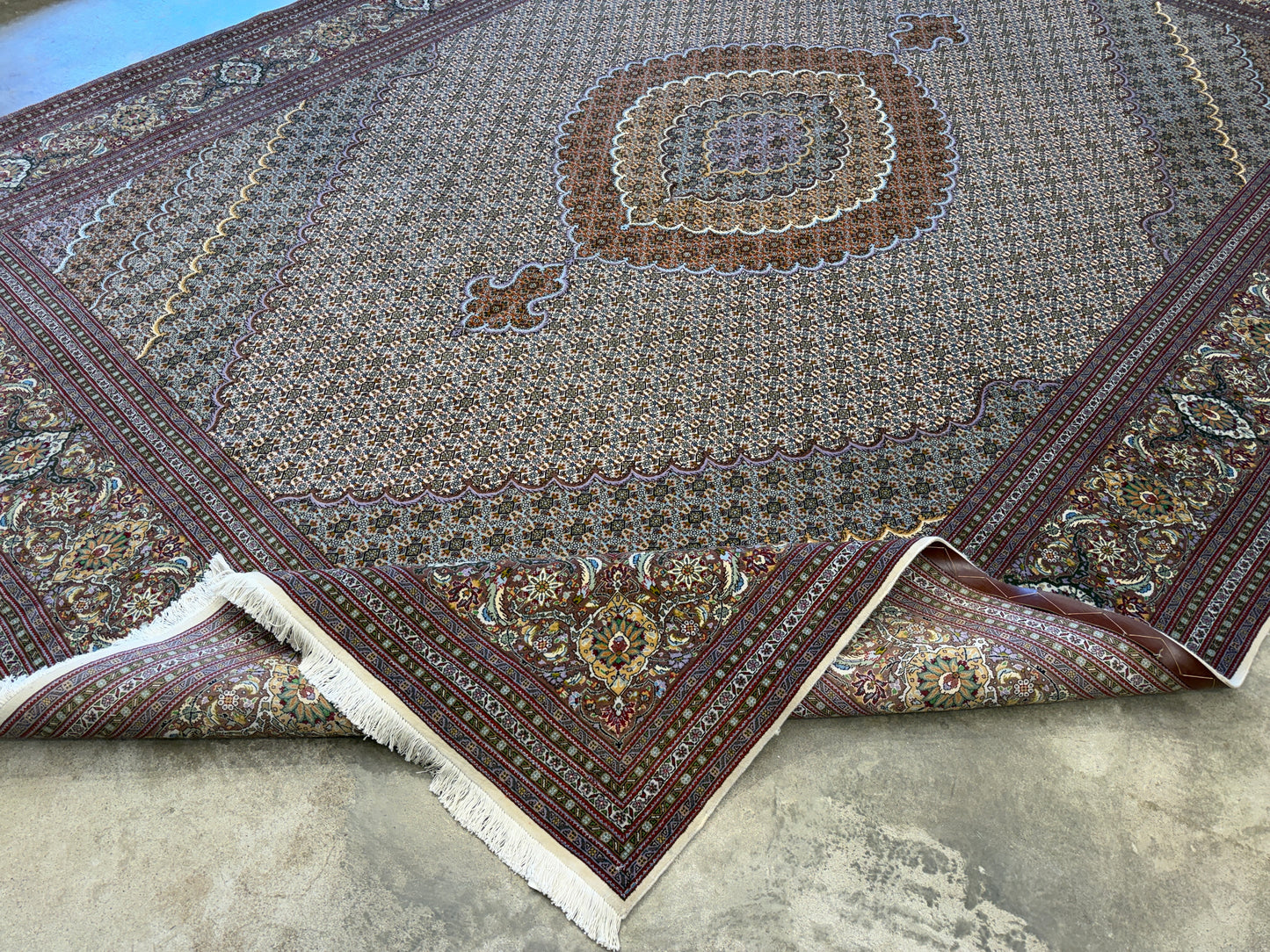 10’x13’2” Very Fine Hand-Knotted Persian Tabriz Mahi Area Rug