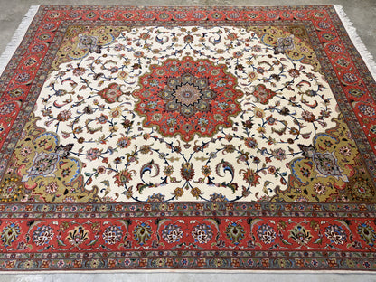 Hand-Knotted 60 Raj Persian Tabriz Rug - 6'9"x8'1"