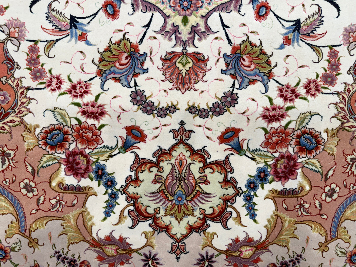 9’9”x13’3” Fine Hand-Knotted Persian Tabriz Signed Area Rug