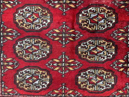 Hand-Knotted Bokhara Rug - 4’2”x6’3”