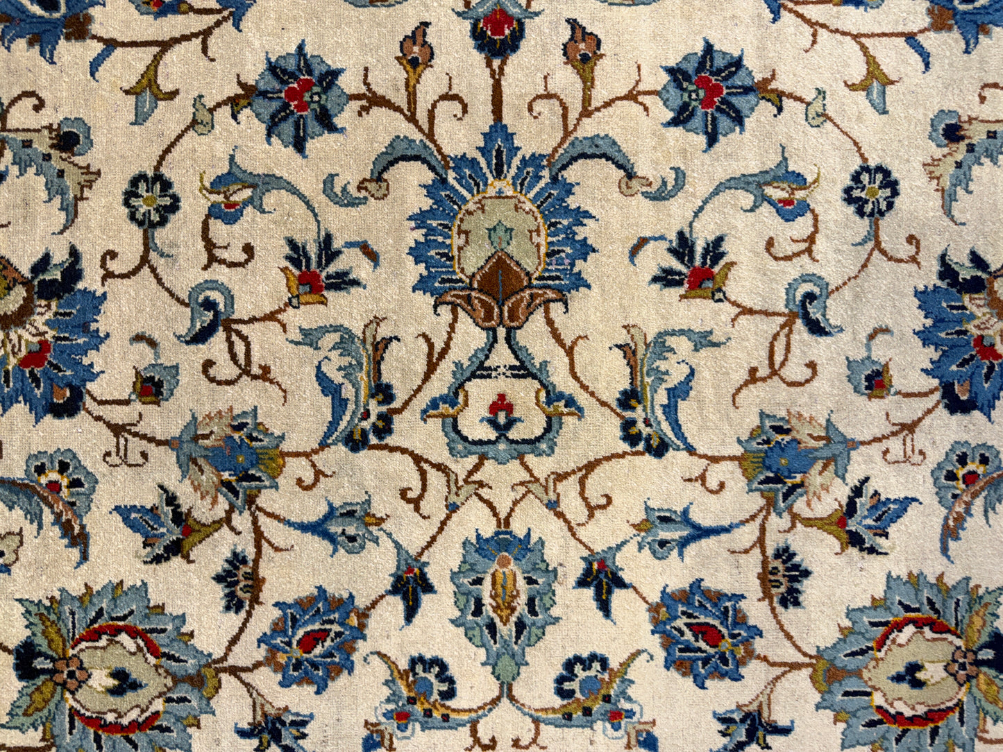 9’6”x12’6” Hand-Knotted Persian Kashan Area Rug