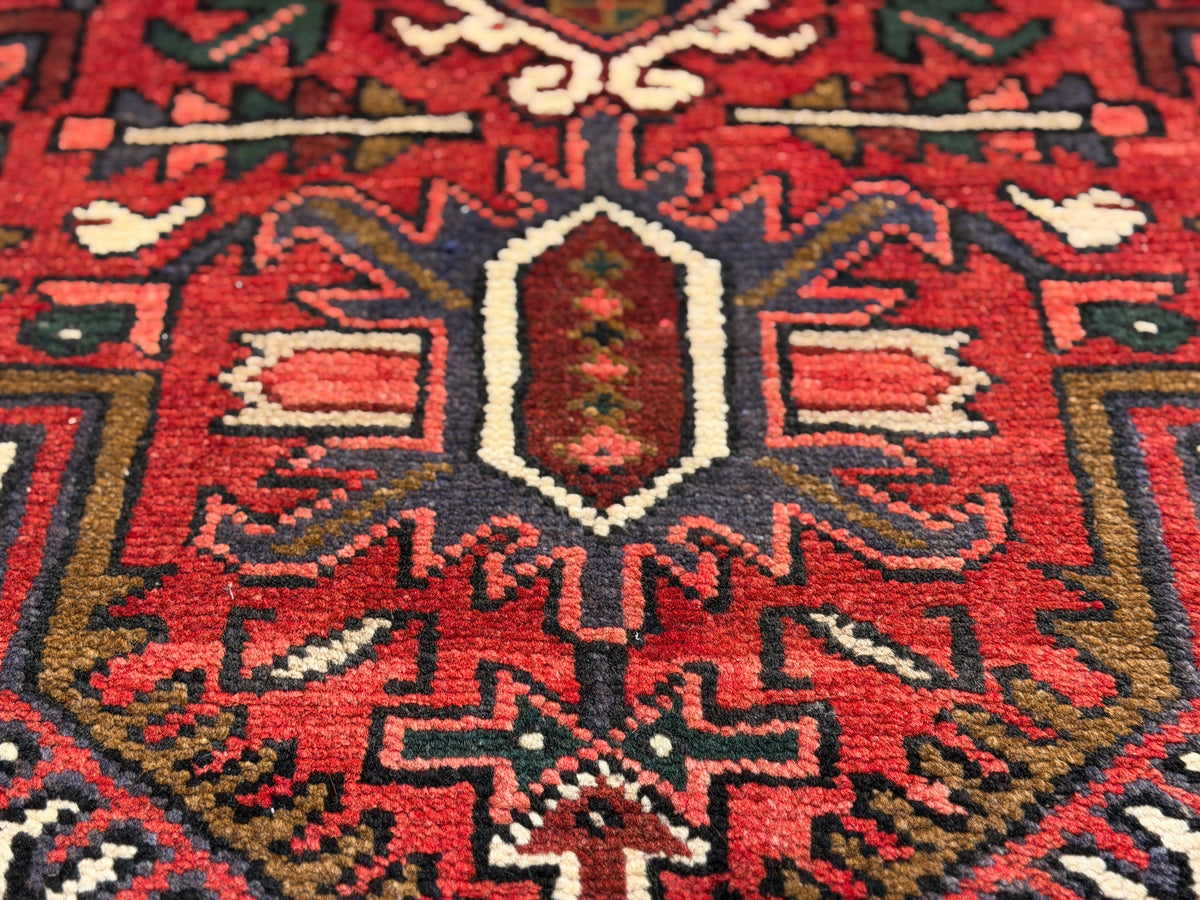 Hand-Knotted Persian Heriz Rug - 6'7"x10'4"