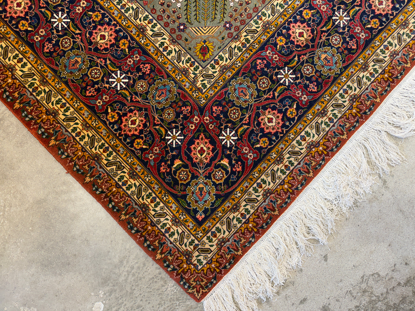 Hand-Knotted Persian Tabriz Rug - 9’10”x13’5”