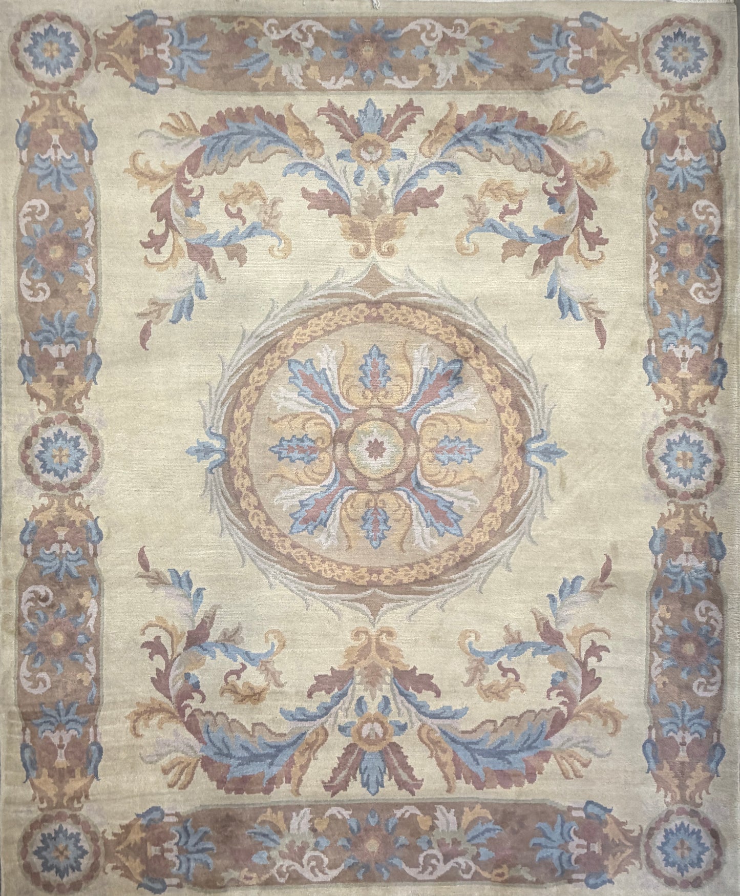 8’x9’10” Hand-Knotted Wool Aubusson Area Rug