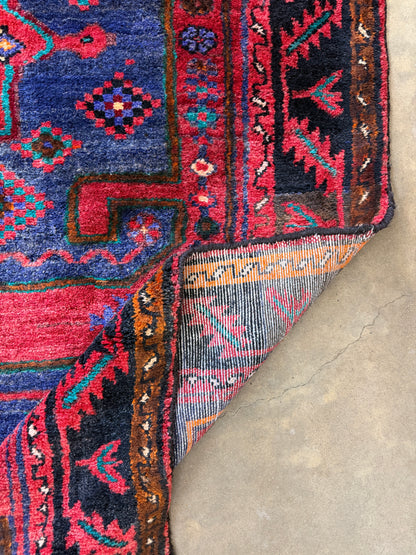 Hand-Knotted Persian Hamadan Rug - 5’1”x9’5”