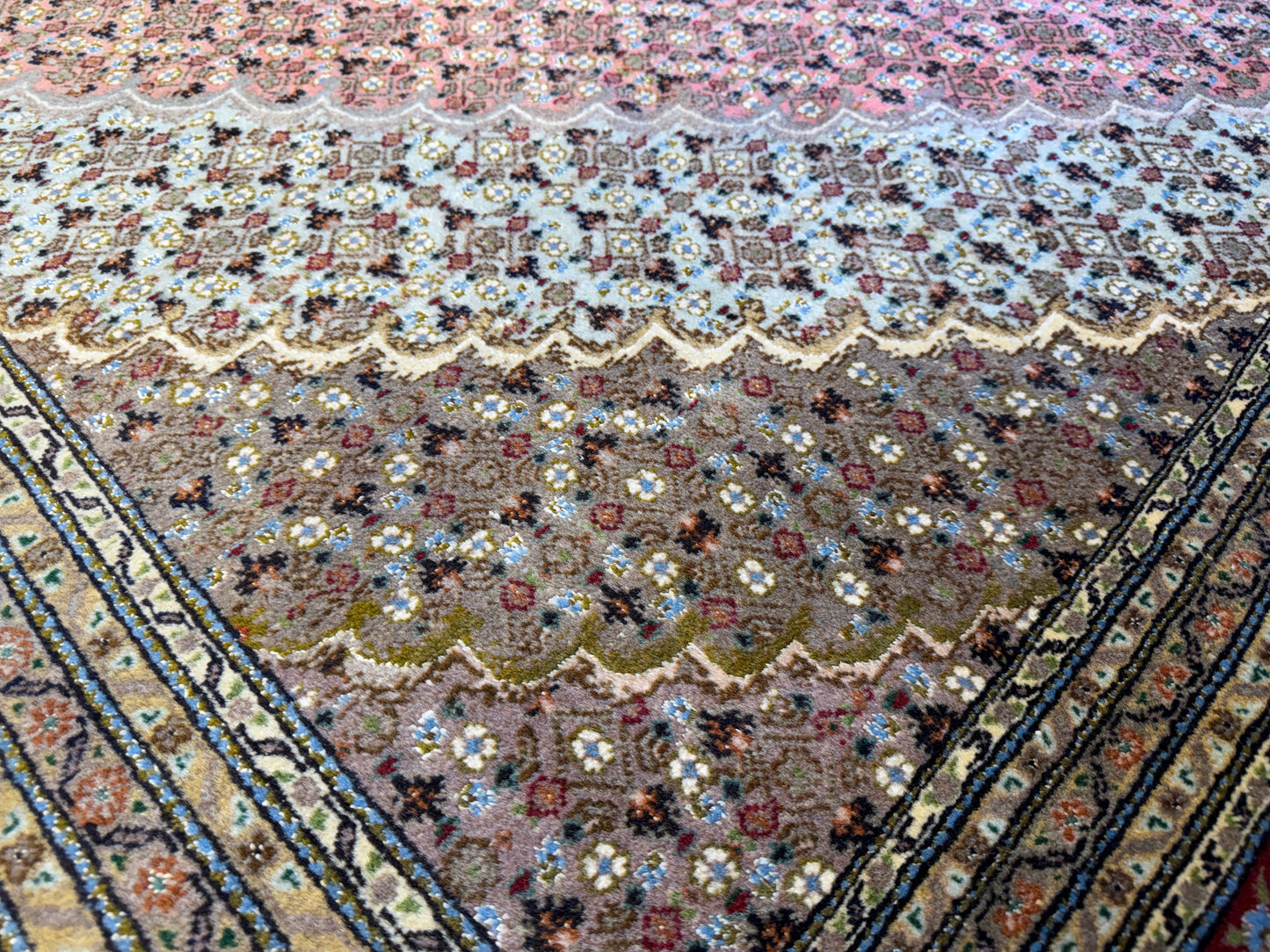 Hand-Knotted Persian Tabriz Mahi Rug - 9’10”x12’3”