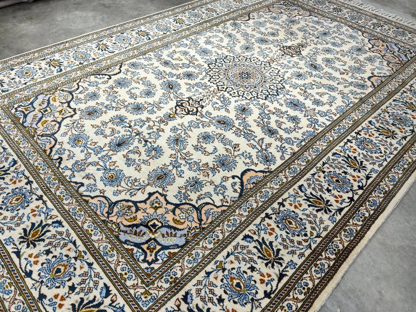 7'x10'9" Antique Handmade 100% Wool Persian Kashan Rug - Signed