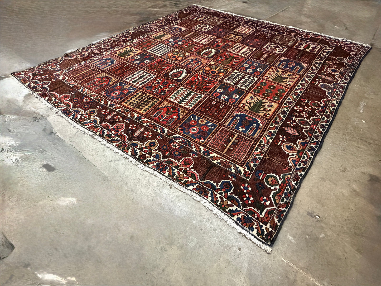 Hand-Knotted Persian Bakhtiari Rug - 9’4”x10’3”