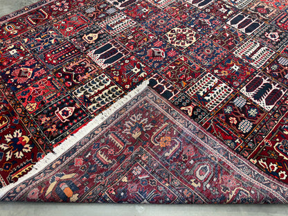 9’5”x11’9” Hand-Knotted Persian Bakhtiari Four Season Area Rug