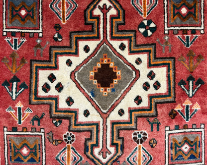 Hand-Knotted Persian Hamadan Rug - 4'6"x6'9"