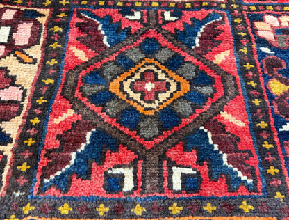 Hand-Knotted Persian Bakhtiari Rug - 9’8”x12’4”