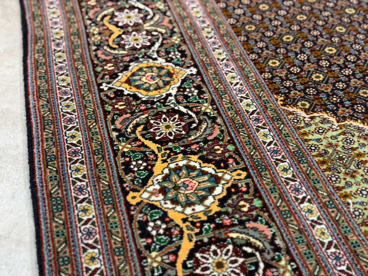 Hand-Knotted Persian Tabriz Mahi Rug - 6'8"x10'2"