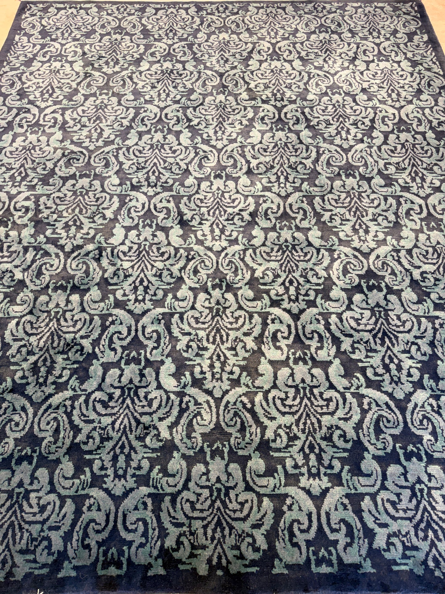 7’11”x9’9” Hand-Knotted Wool Contemporary Area Rug