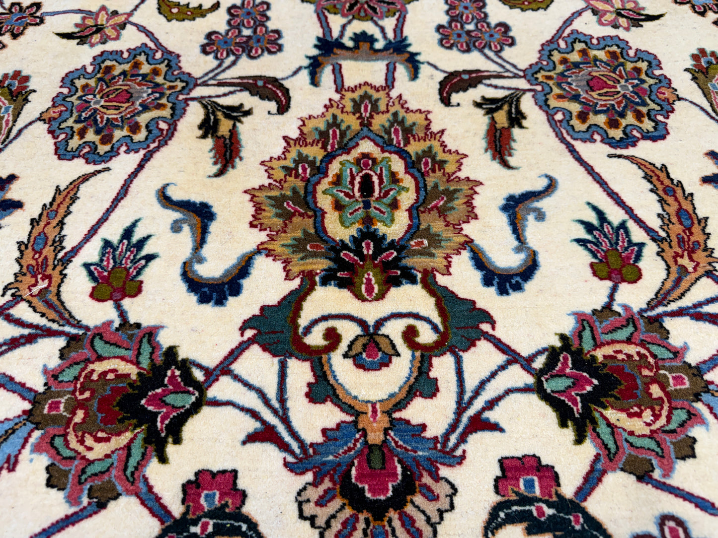 9’5”x12’6” Very Fine Hand-Knotted Persian Mashad 70 Raj Area Rug