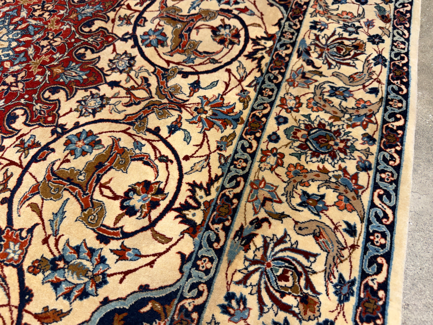 Hand-Knotted Persian Isfahan Rug - Signed Seirafian - 3’7”x5’9”