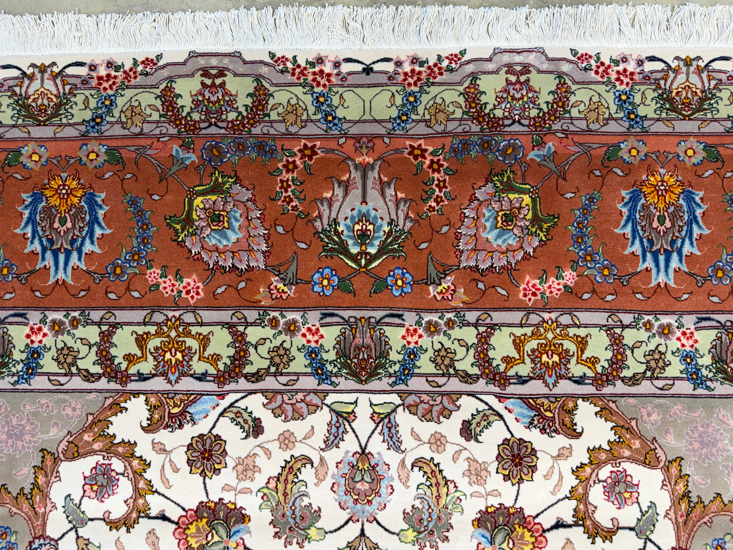 Hand-Knotted 60 Raj Persian Tabriz Rug - 9’10”x13’7”