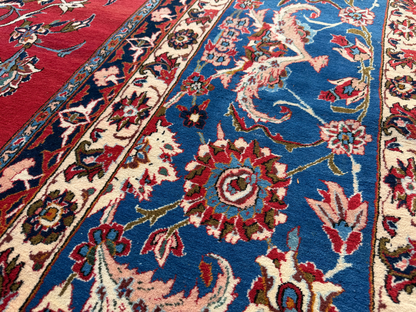 Hand-Knotted Persian Isfahan Rug - 13’9”x18’2”