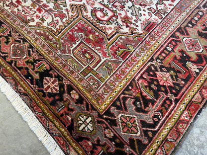 9’10”x13’ Hand-Knotted Persian Heriz Area Rug