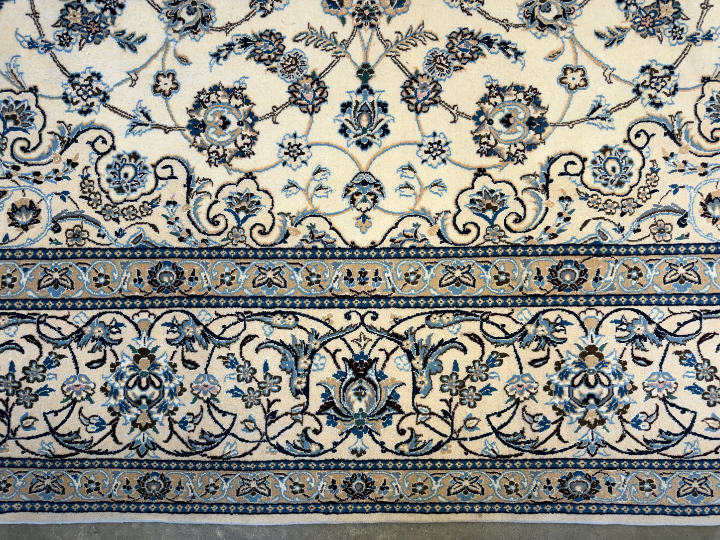 10’x10’ Hand-Knotted Persian Nain Area Rug