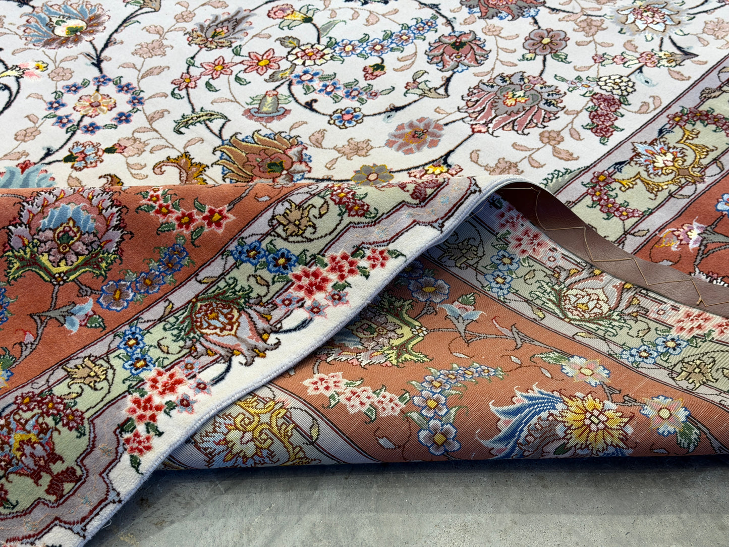 Hand-Knotted 60 Raj Persian Tabriz Rug - 9’10”x13’7”