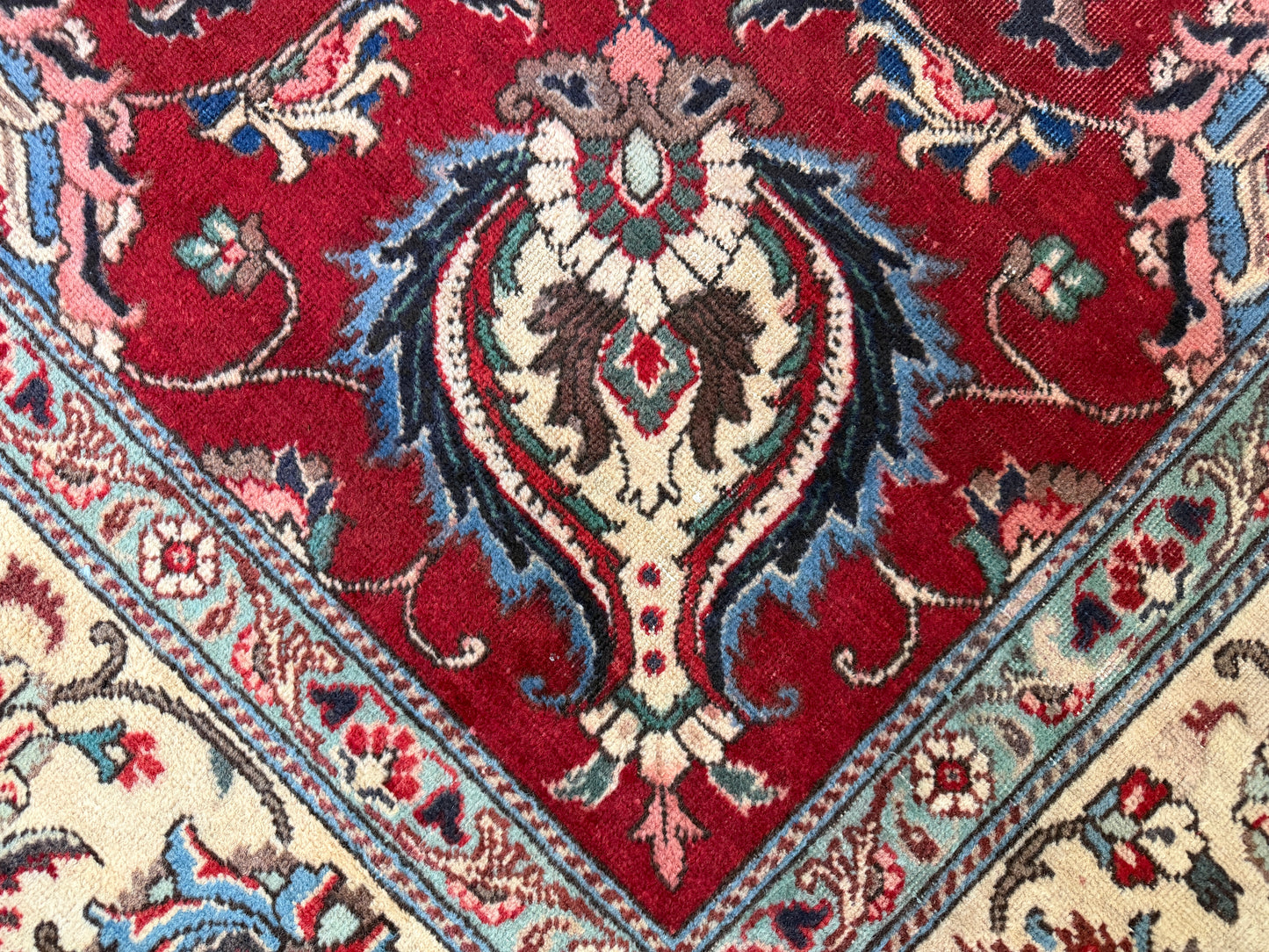 Hand-Knotted Persian Tabriz Rug - 9’9”x13’4”