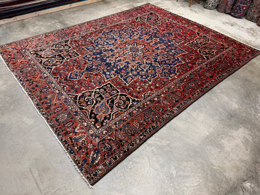 9’8”x12’6” Hand-Knotted Persian Bakhtiari Area Rug