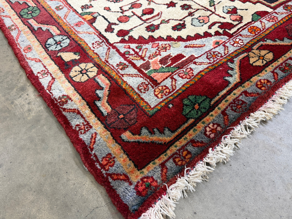 Hand-Knotted Persian Hamadan Rug - 5'2"x8'7"