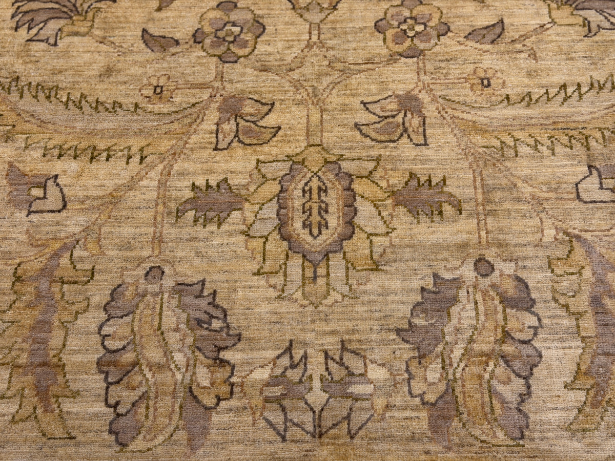 Hand-Knotted Agra Rug - 6’6”x9’6”