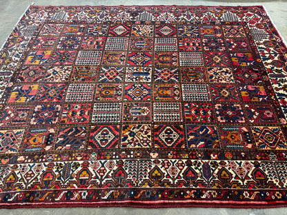 Hand-Knotted Persian Bakhtiari Rug - 9’8”x12’4”