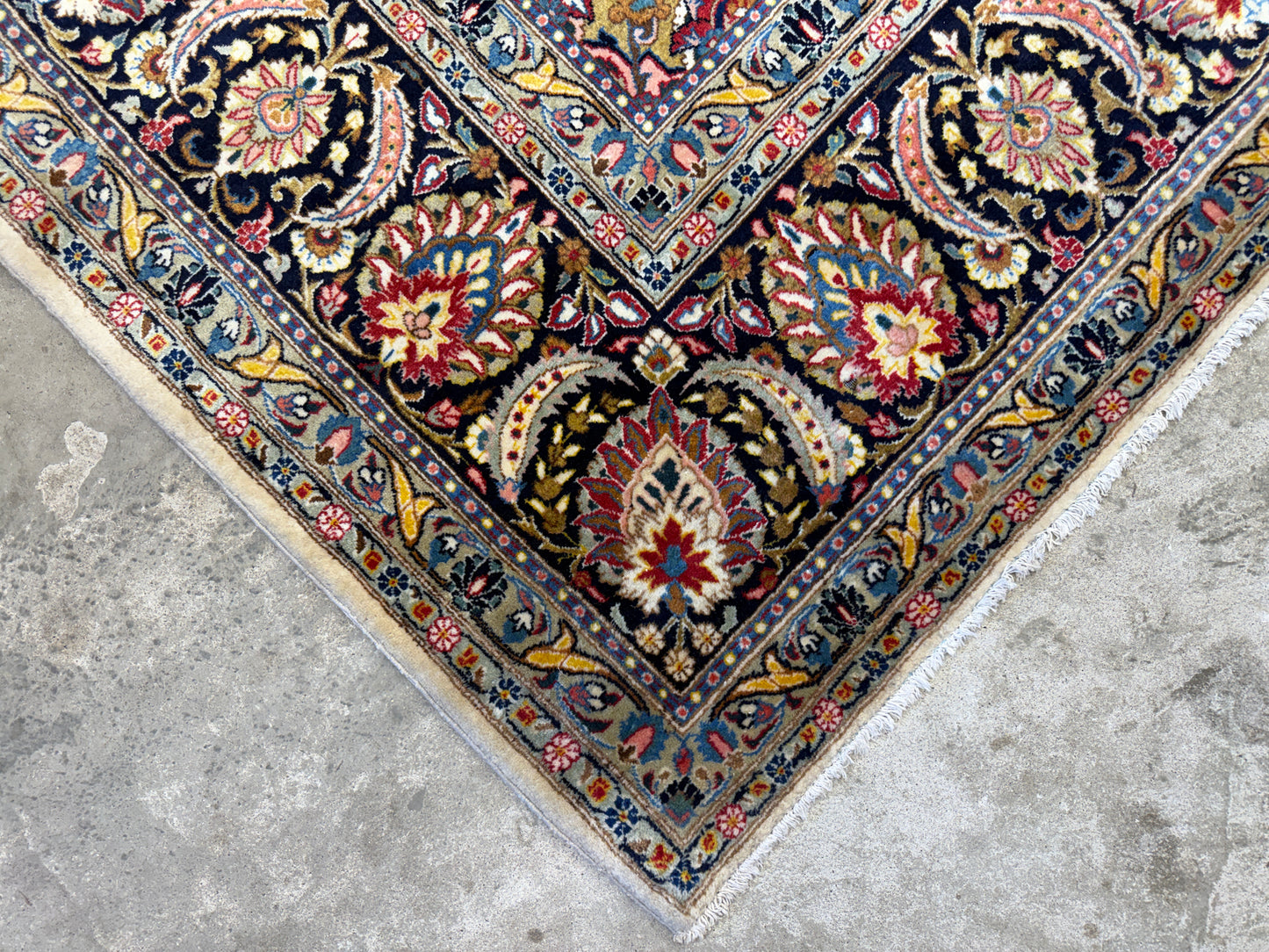 Hand-Knotted Persian Kashan Rug - 10’6”x14’8”