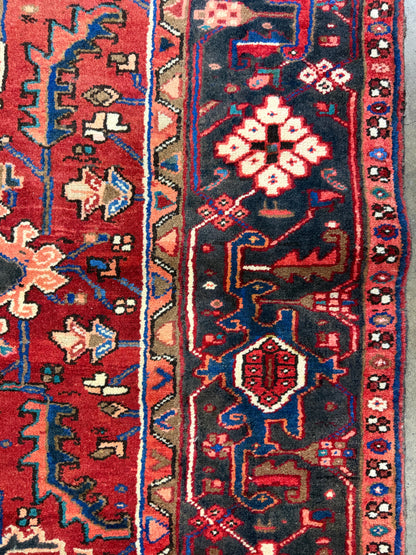Hand-Knotted Persian Heriz Rug - 9’1”x11’11”