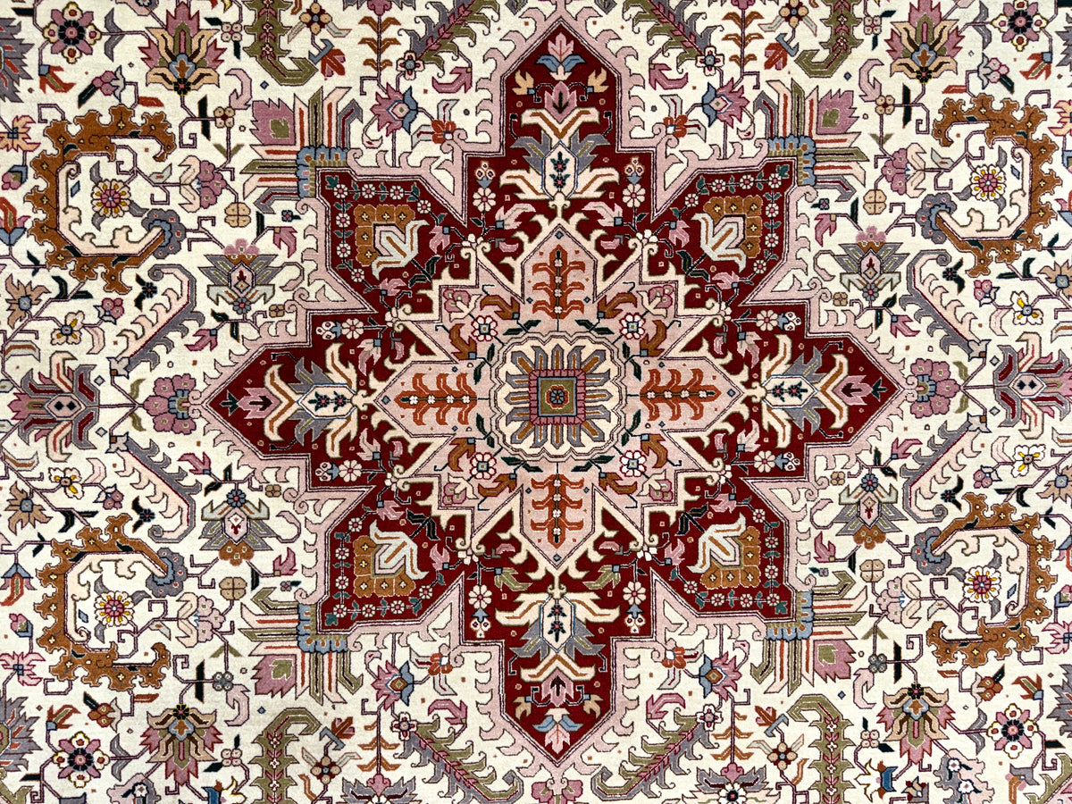 Hand-Knotted 60 Raj Persian Tabriz Heriz Rug - 6'8"x10'