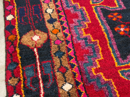 Hand-Knotted Persian Hamadan Rug - 4'x7'5"