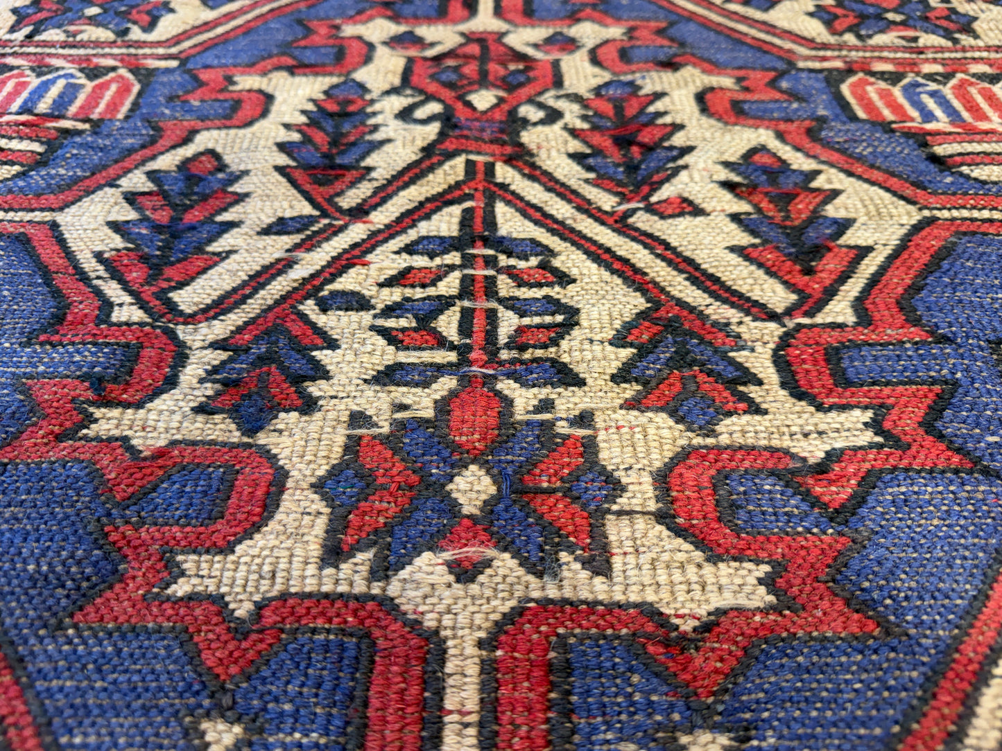 4’8”x5’10” Hand-Knotted Wool Flatweave Oriental Area Rug
