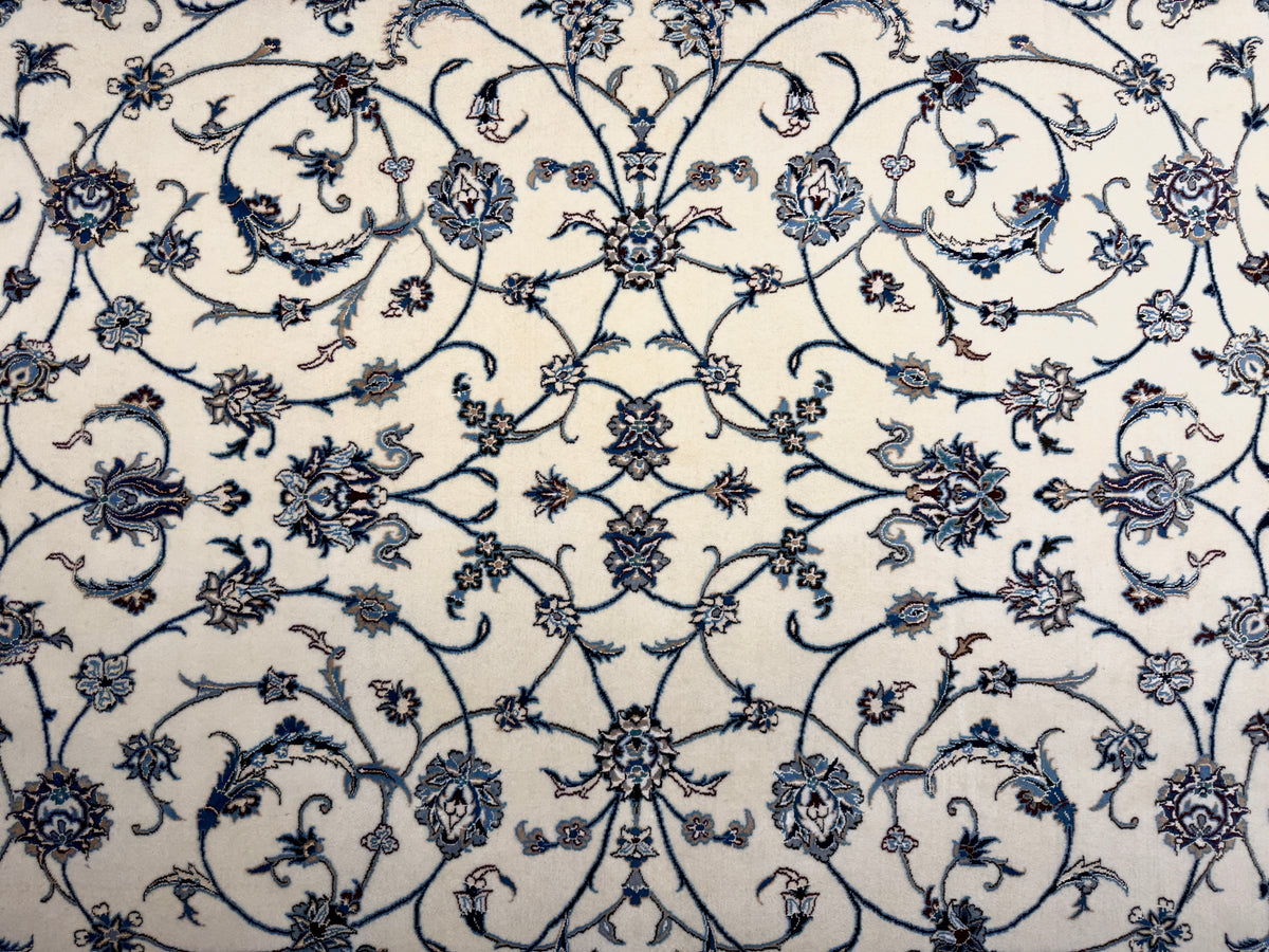 Hand-Knotted 6 La Persian Nain Rug - 5'1"x8'6"