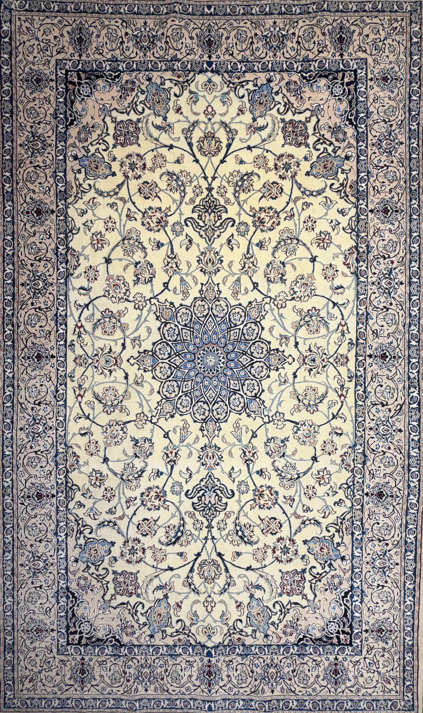 Hand-Knotted Persian Nain 6 La Rug - 4’4”x7’2”