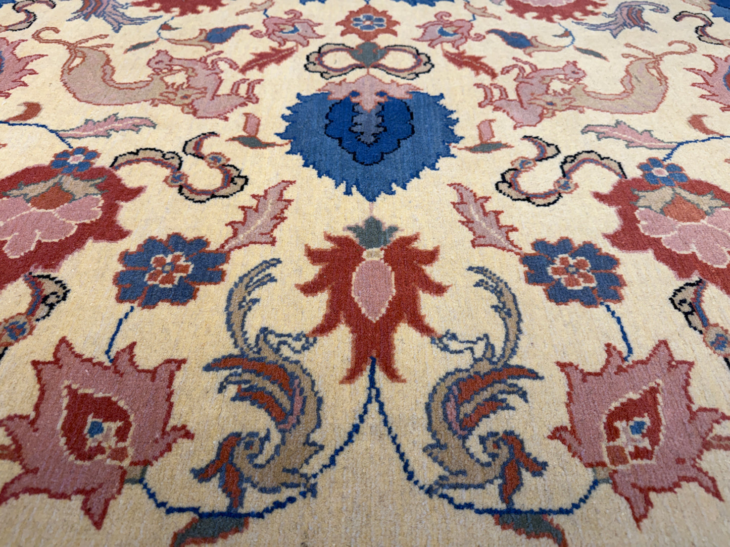 7’10”x10’2” Hand-Knotted Wool Tabriz Romanian Area Rug