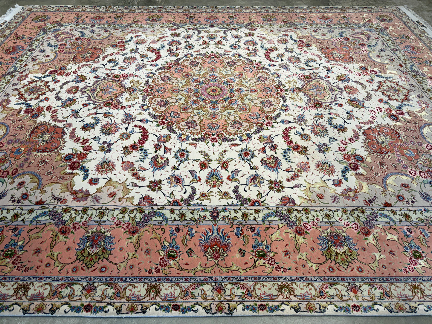 9’9”x13’3” Fine Hand-Knotted Persian Tabriz Signed Area Rug
