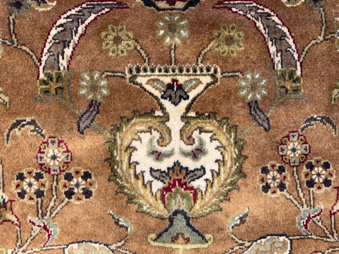 7’11”x9’11” Hand-Knotted Handmade Fine Wool PakPersian Area Rug