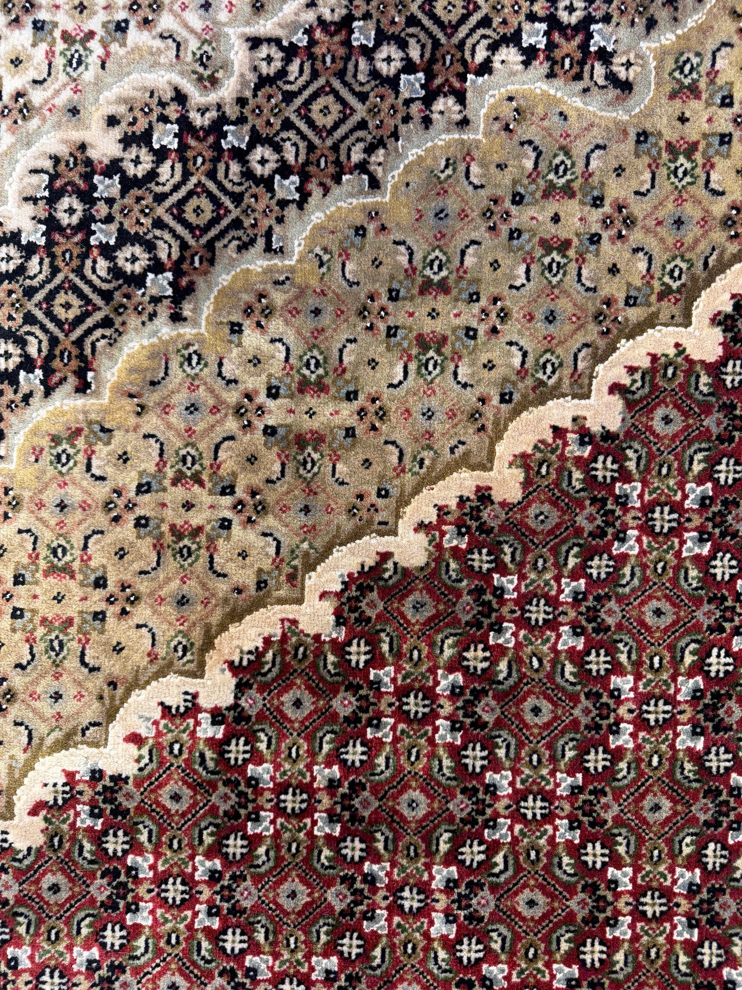 Hand-Knotted Mahi Style Rug - 8’x10’