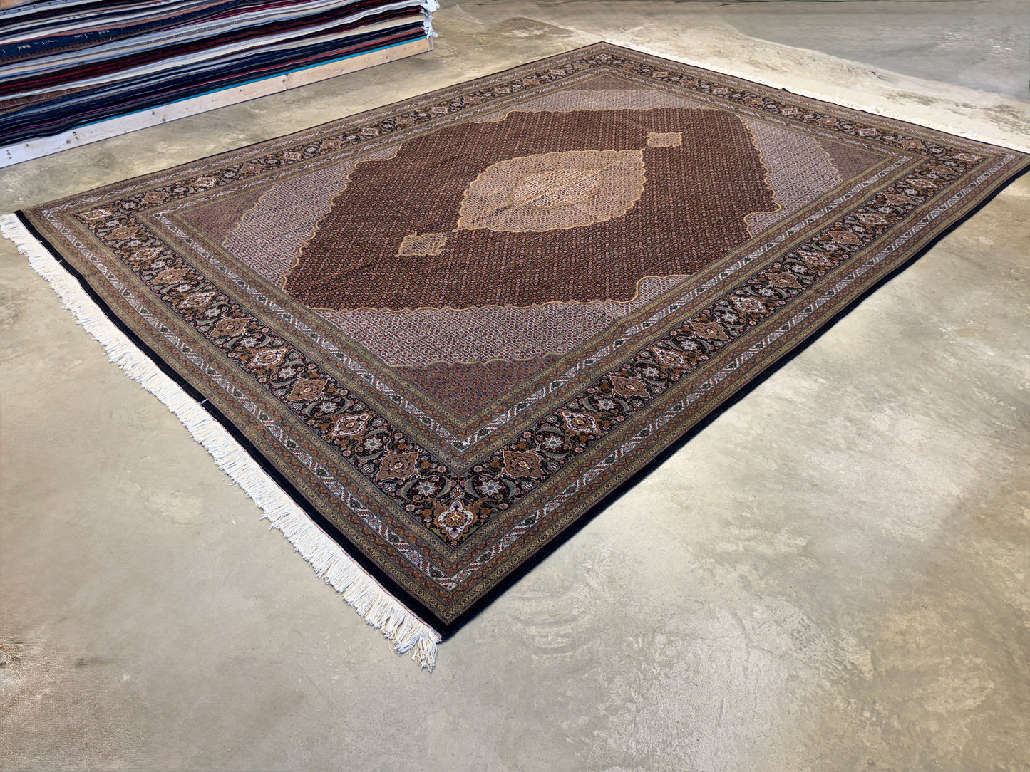 9’8”x12’10” Fine Hand-Knotted Persian Tabriz Mahi Area Rug