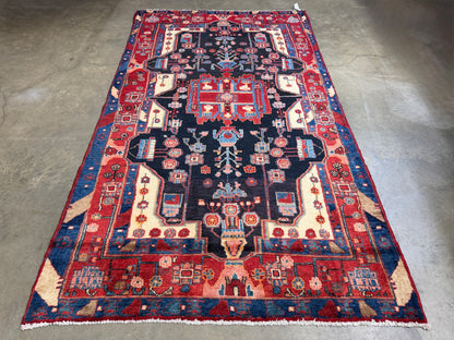 Hand-Knotted Persian Nahavand Rug - 4'8"x8'6"