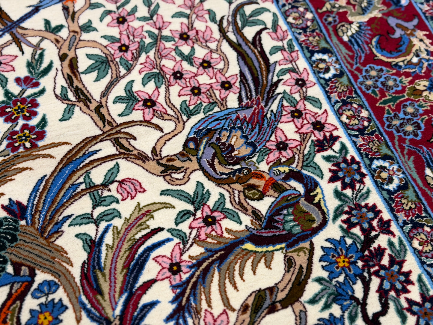 Hand-Knotted Persian Isfahan Rug -Garden of Birds- 3’8”x5’6”